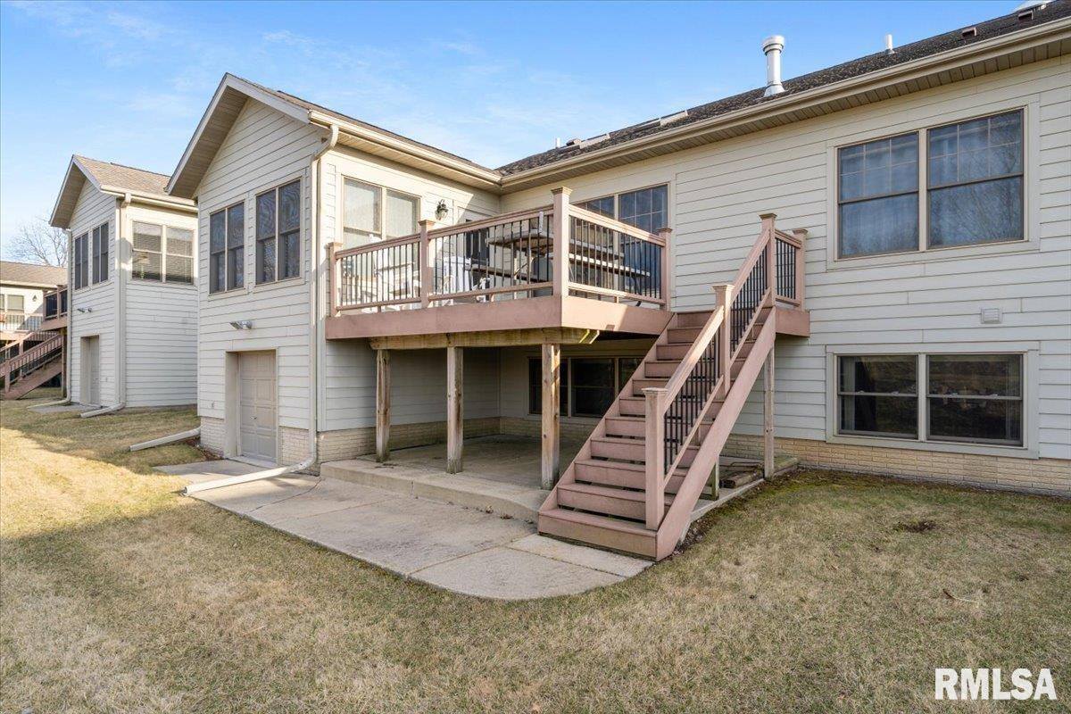 1506 17TH Street, De Witt, IA 52742