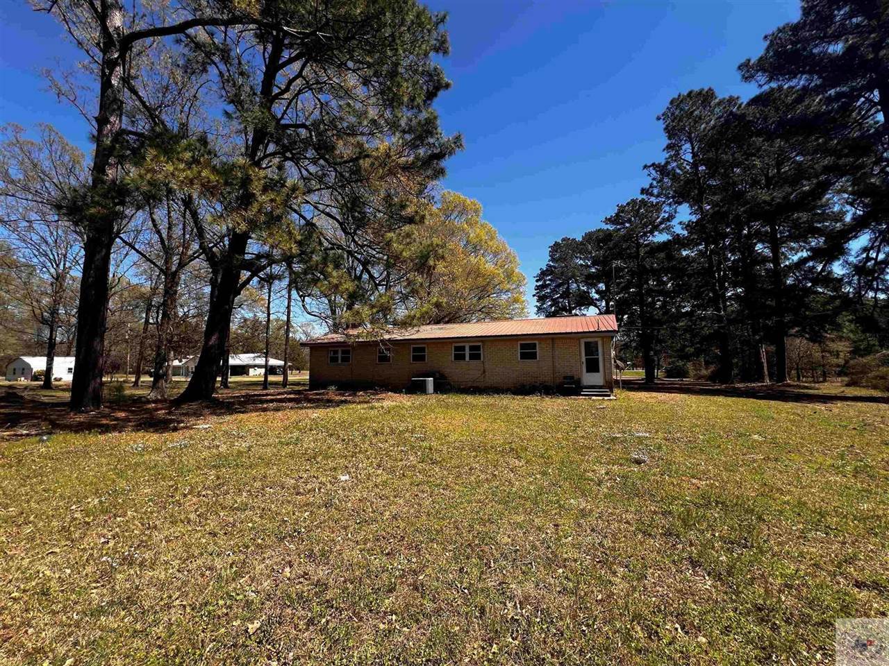 1476 Hwy 98, New Boston, TX 75570