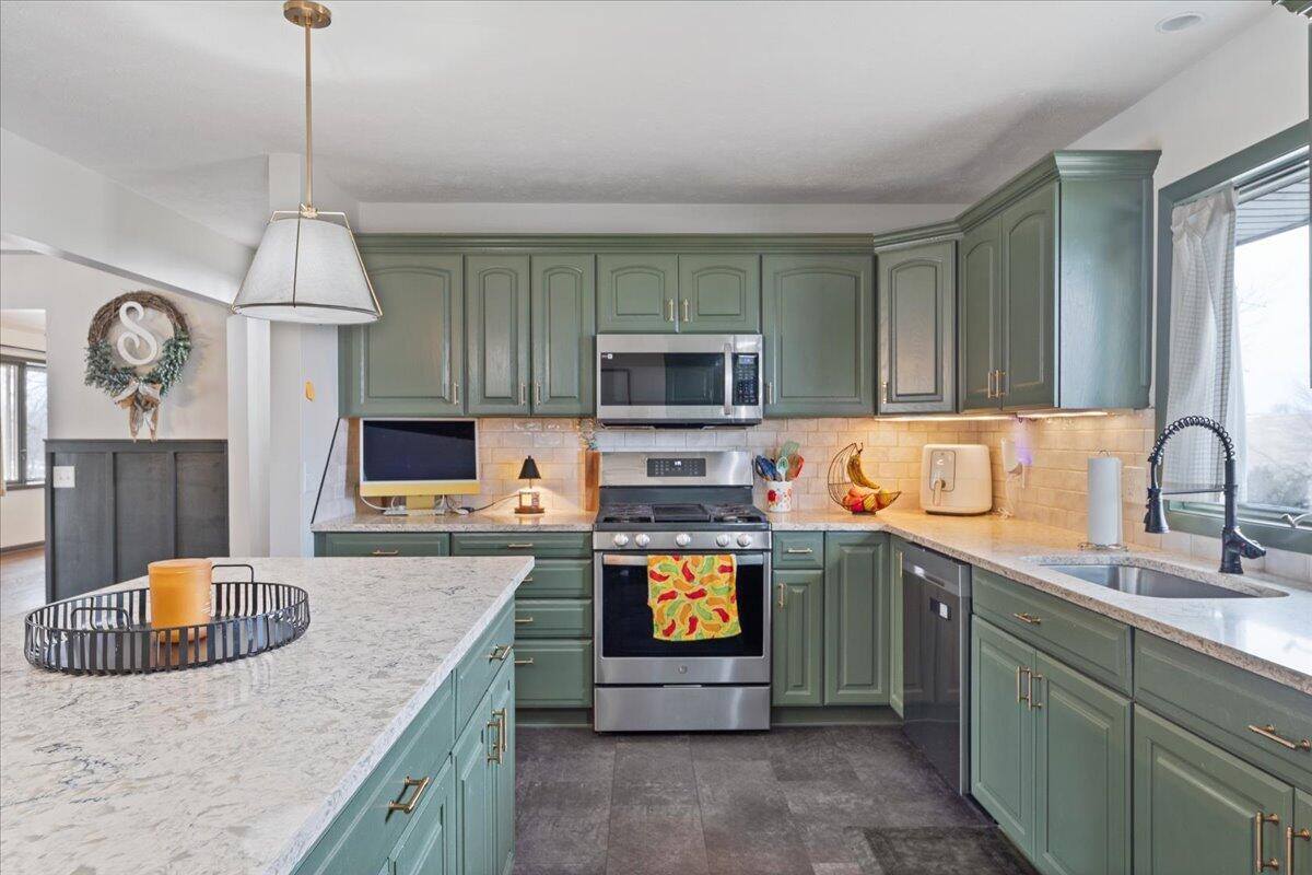 14839 230TH Street, Council Bluffs, IA 51503