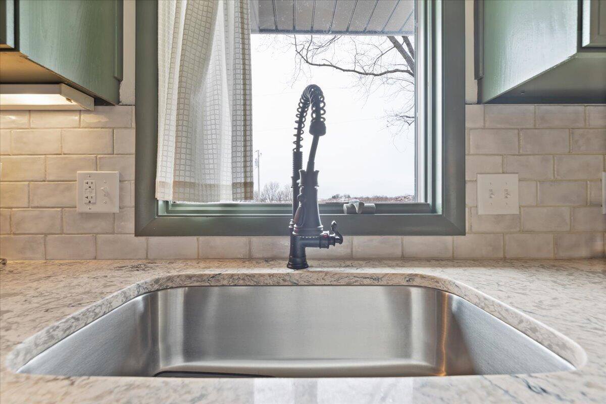 14839 230TH Street, Council Bluffs, IA 51503