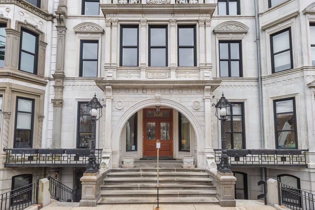 160 Commonwealth Ave, #520, Boston, MA 02116