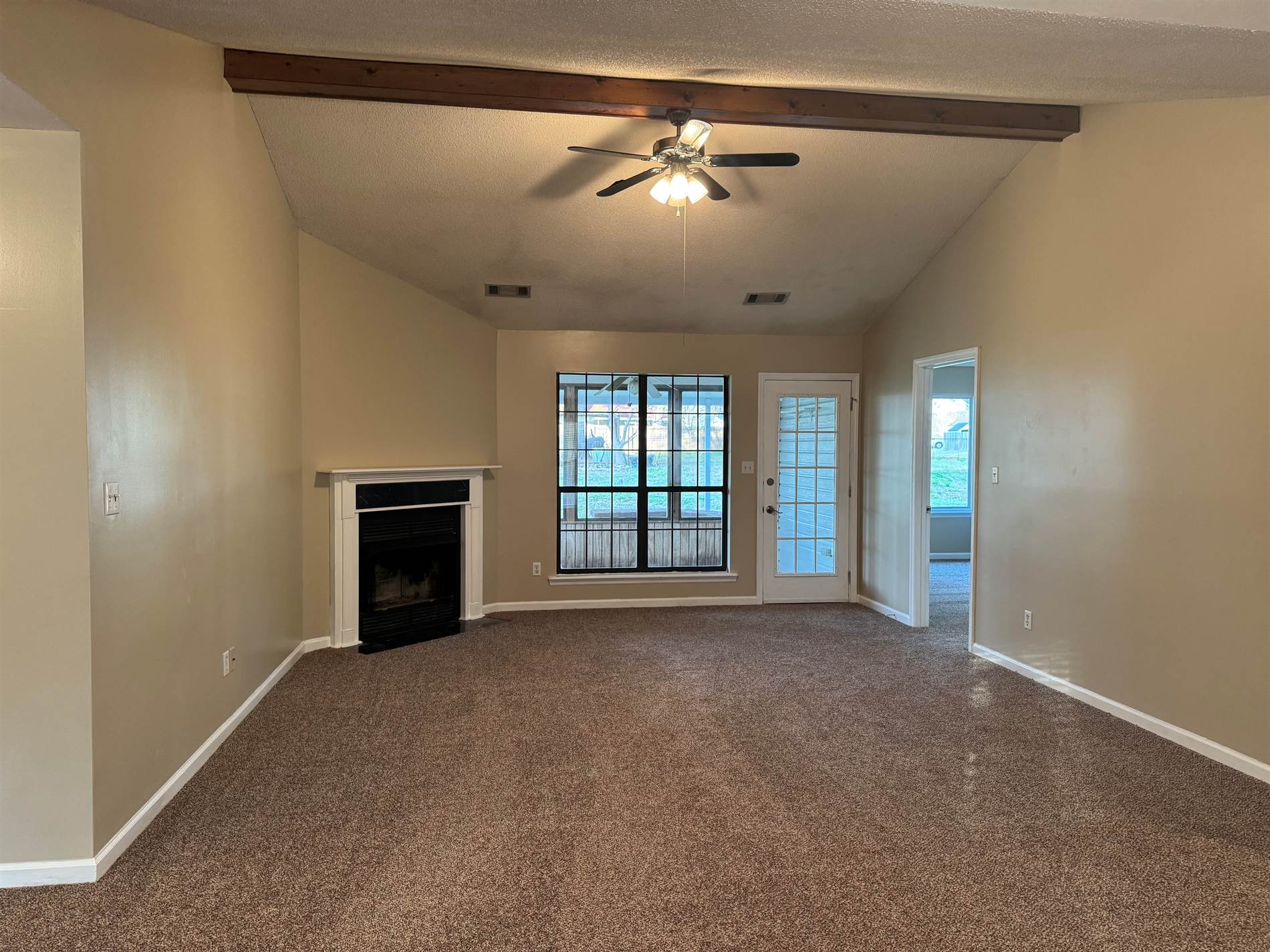 568 Thompson Mill Road, Bonaire, GA 31005
