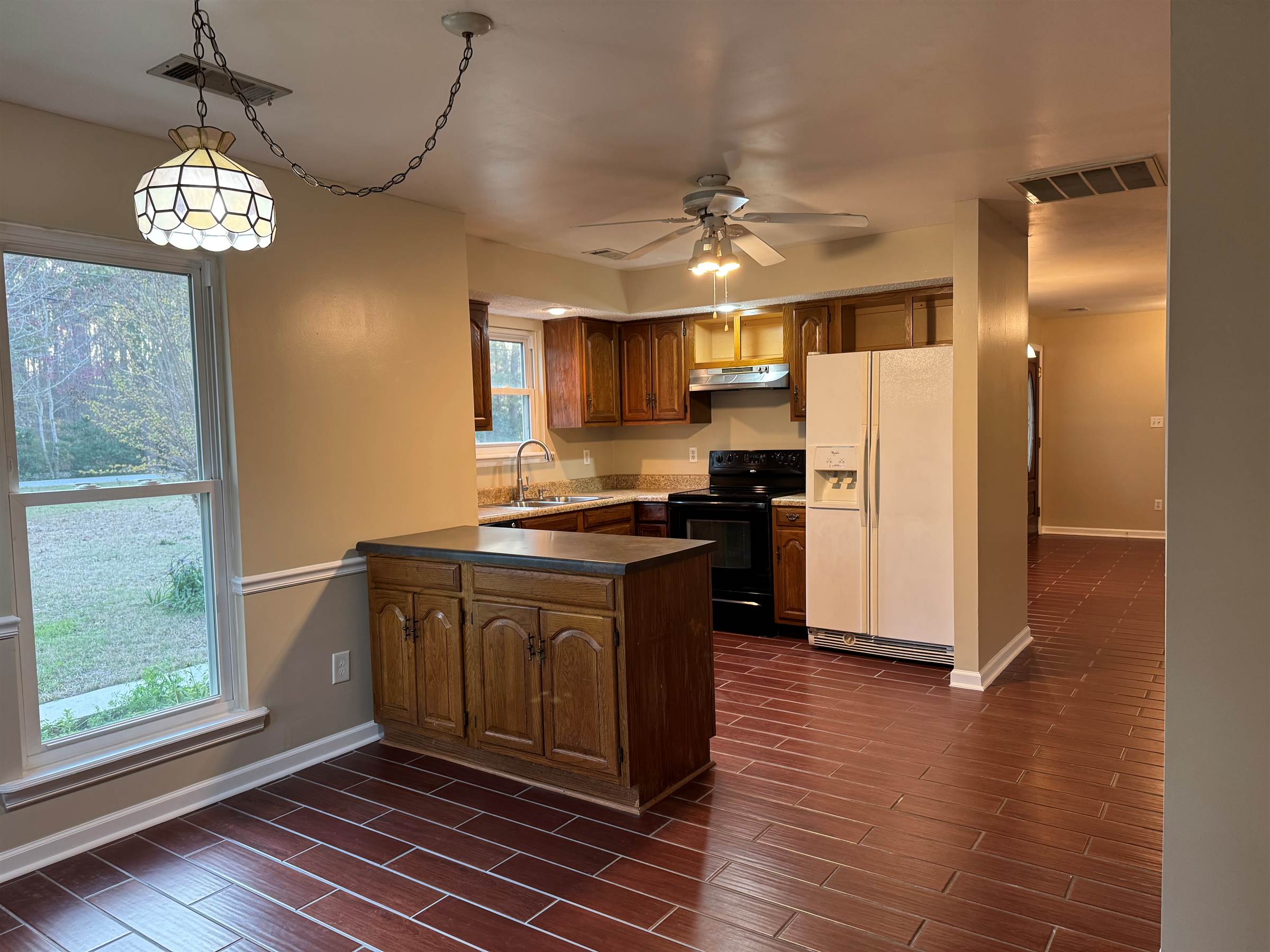 568 Thompson Mill Road, Bonaire, GA 31005