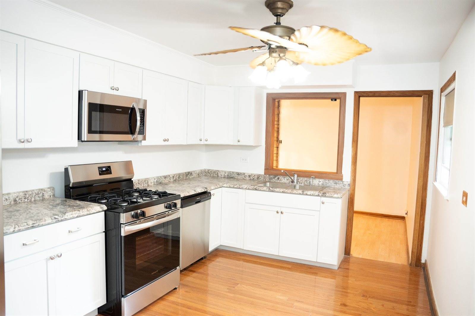 17405 Longfellow Avenue, Hazel Crest, IL 60429