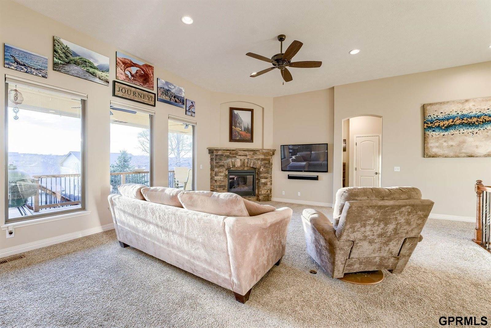 6104 South 193 Street, Omaha, NE 68135