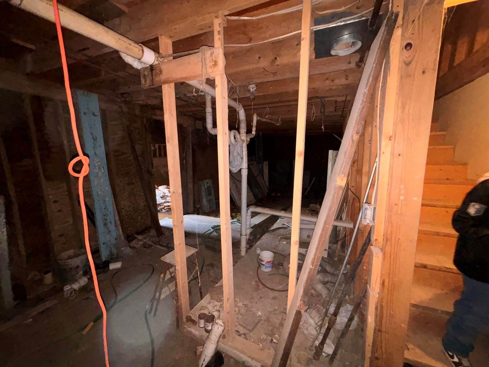 1810 72nd St NW, Minot, ND 58703