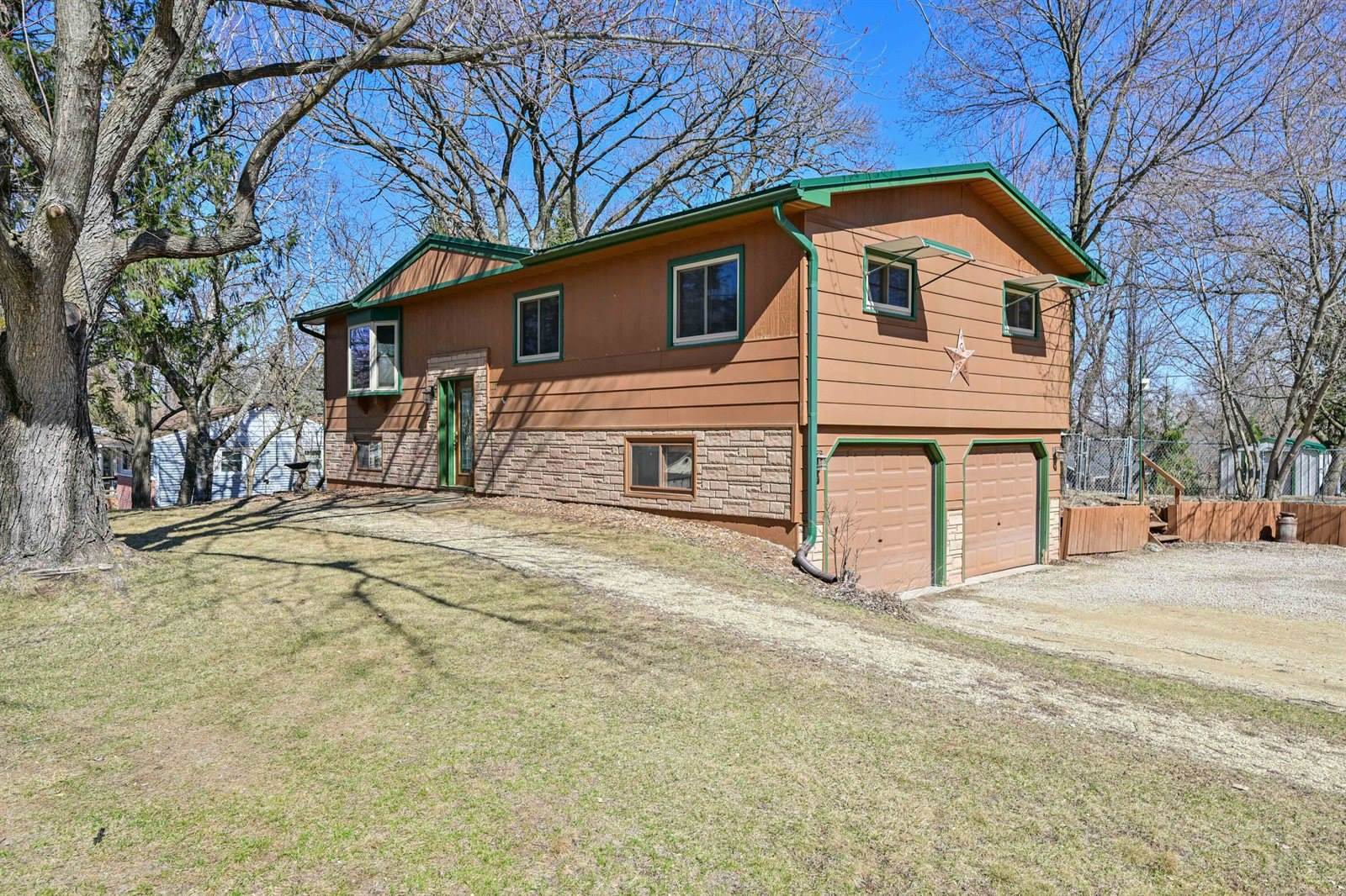 103 Ridge Rd, Palmyra, WI 53156