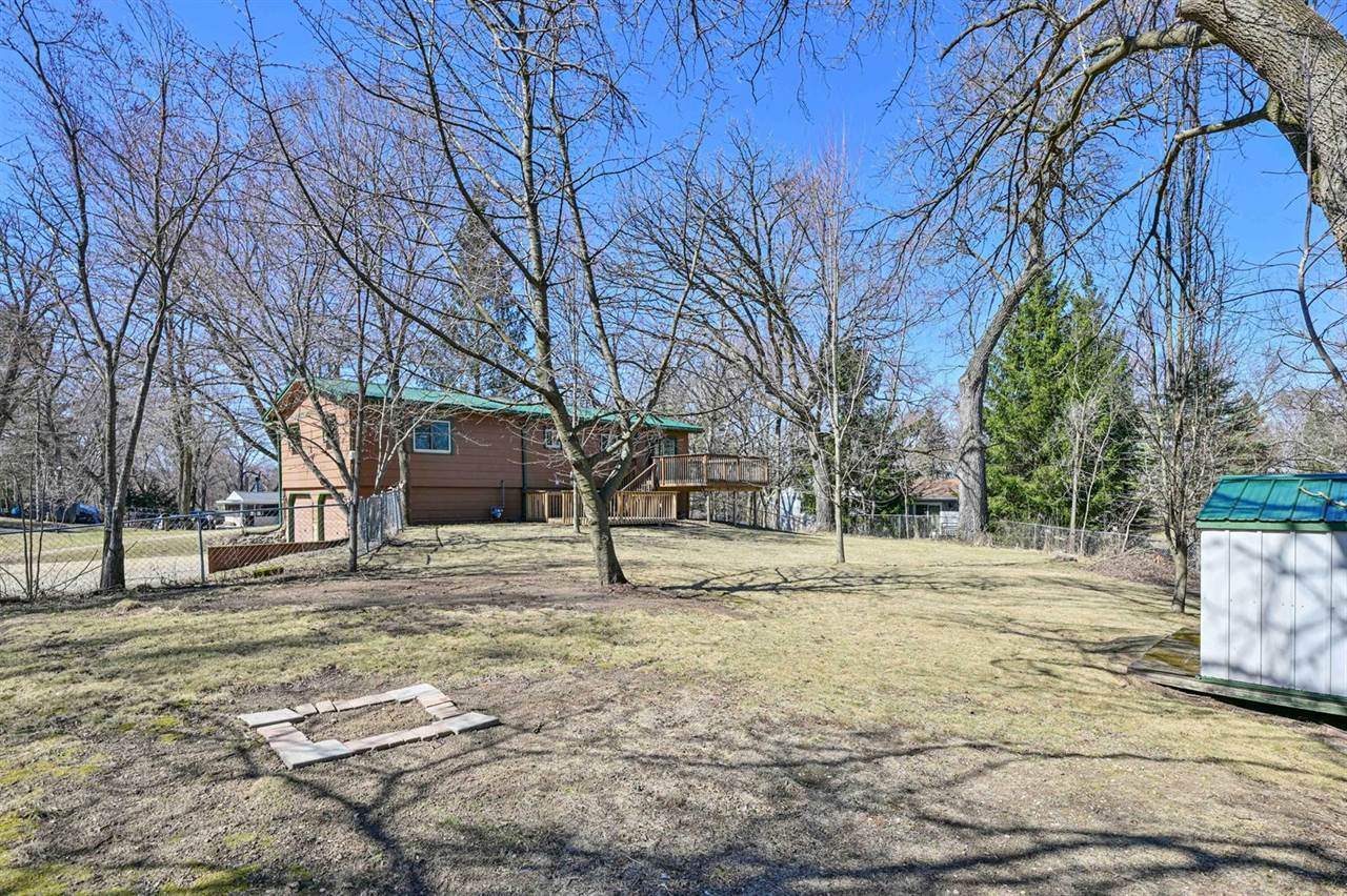 103 Ridge Rd, Palmyra, WI 53156