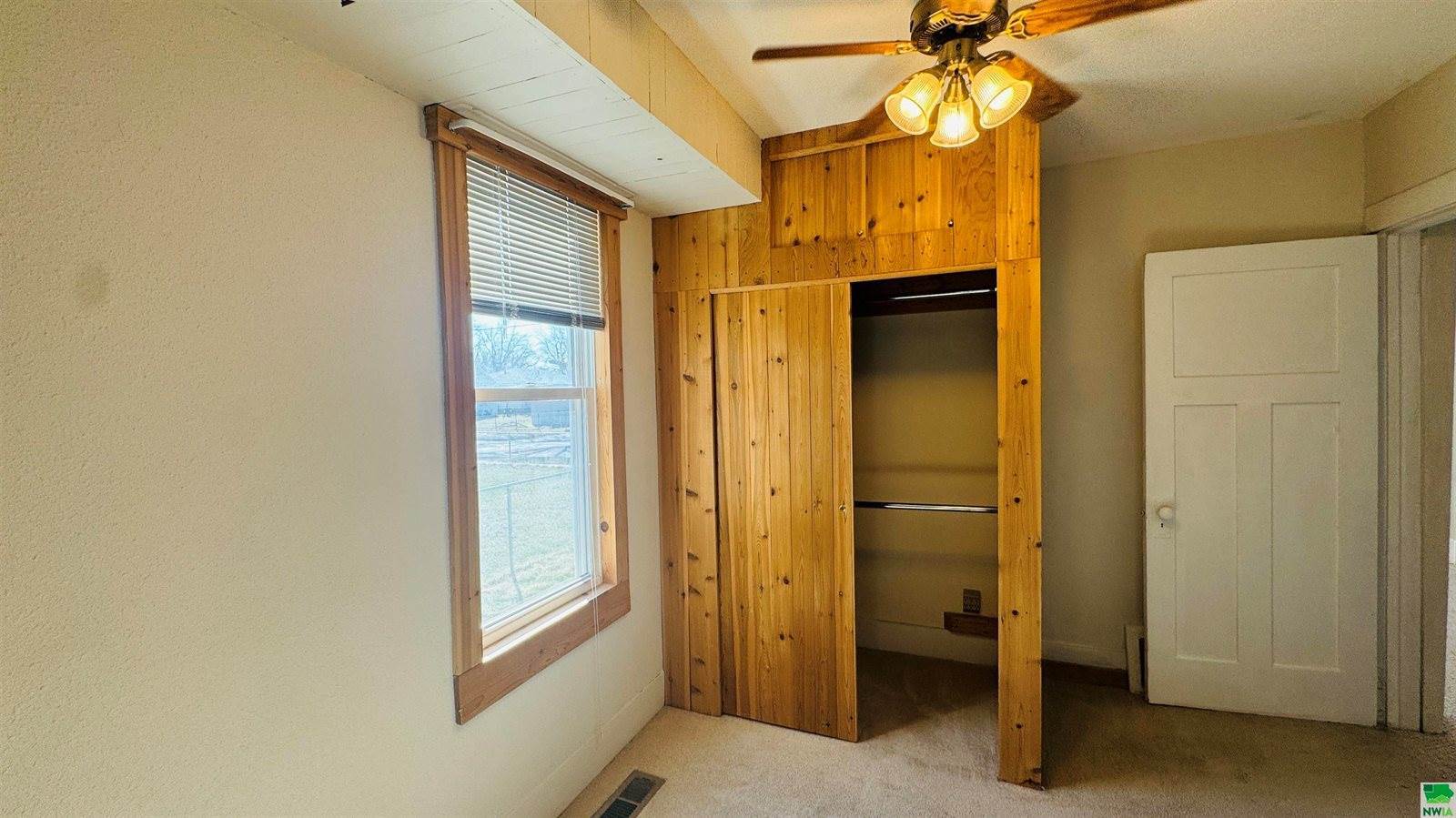 1417 W 29th, Sioux City, IA 51103