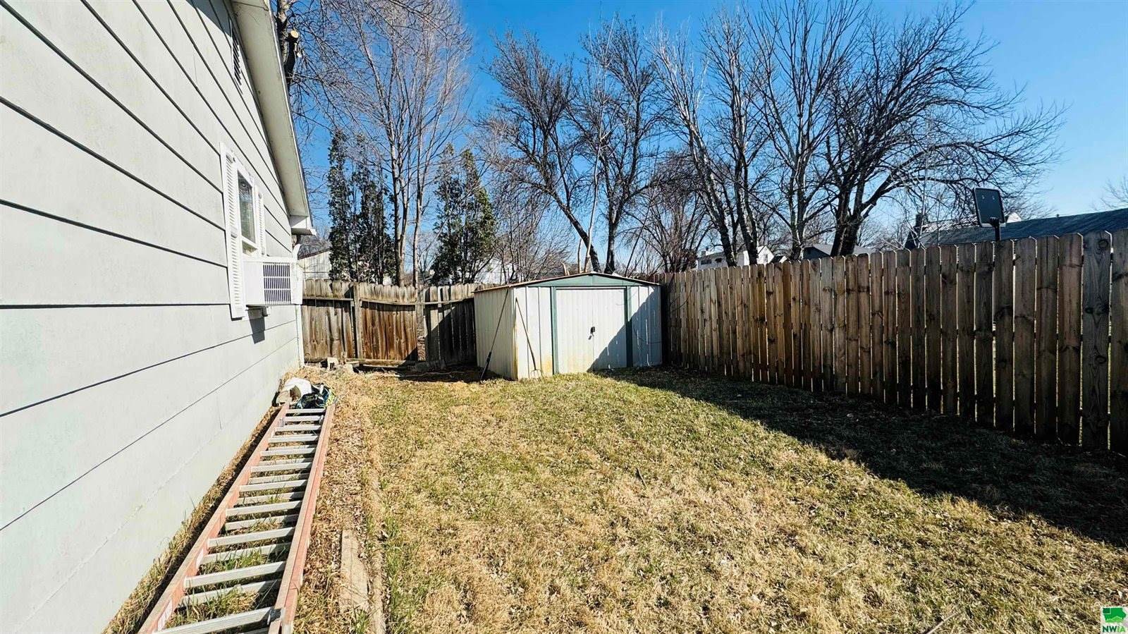 1417 W 29th, Sioux City, IA 51103