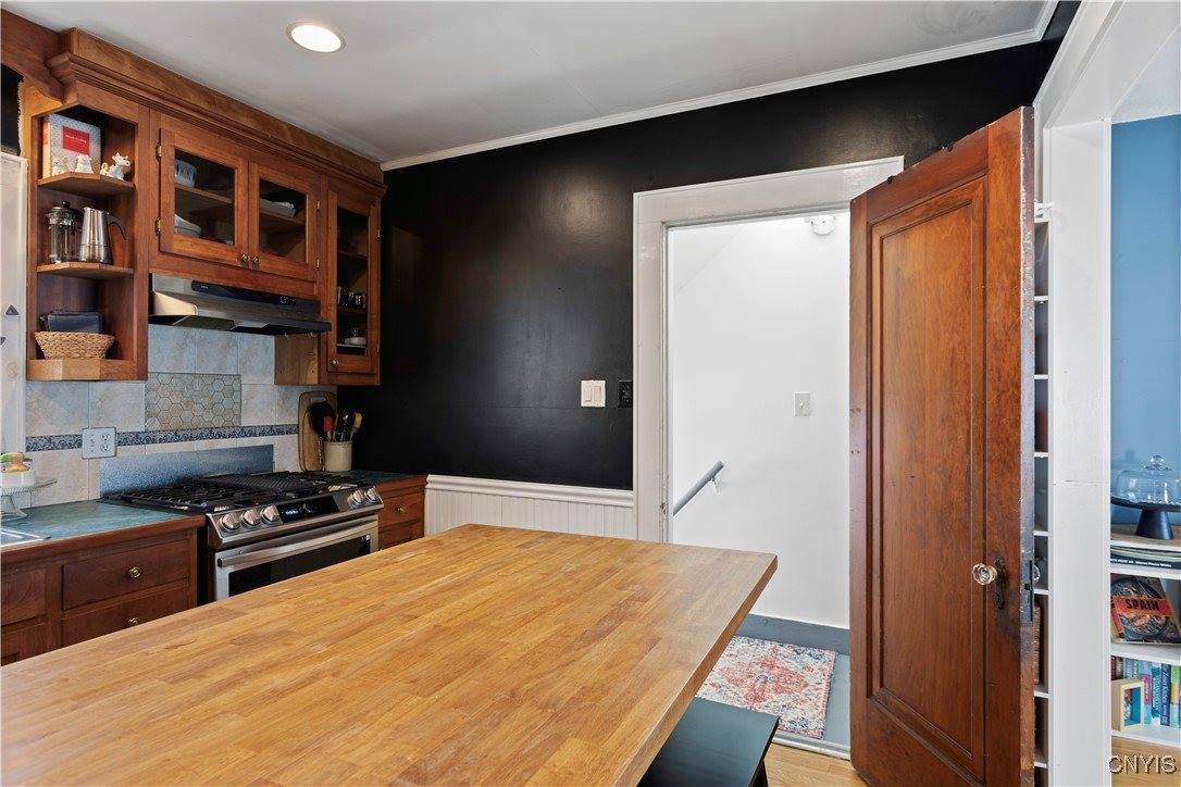 140 Homecroft Road, Syracuse, NY 13206