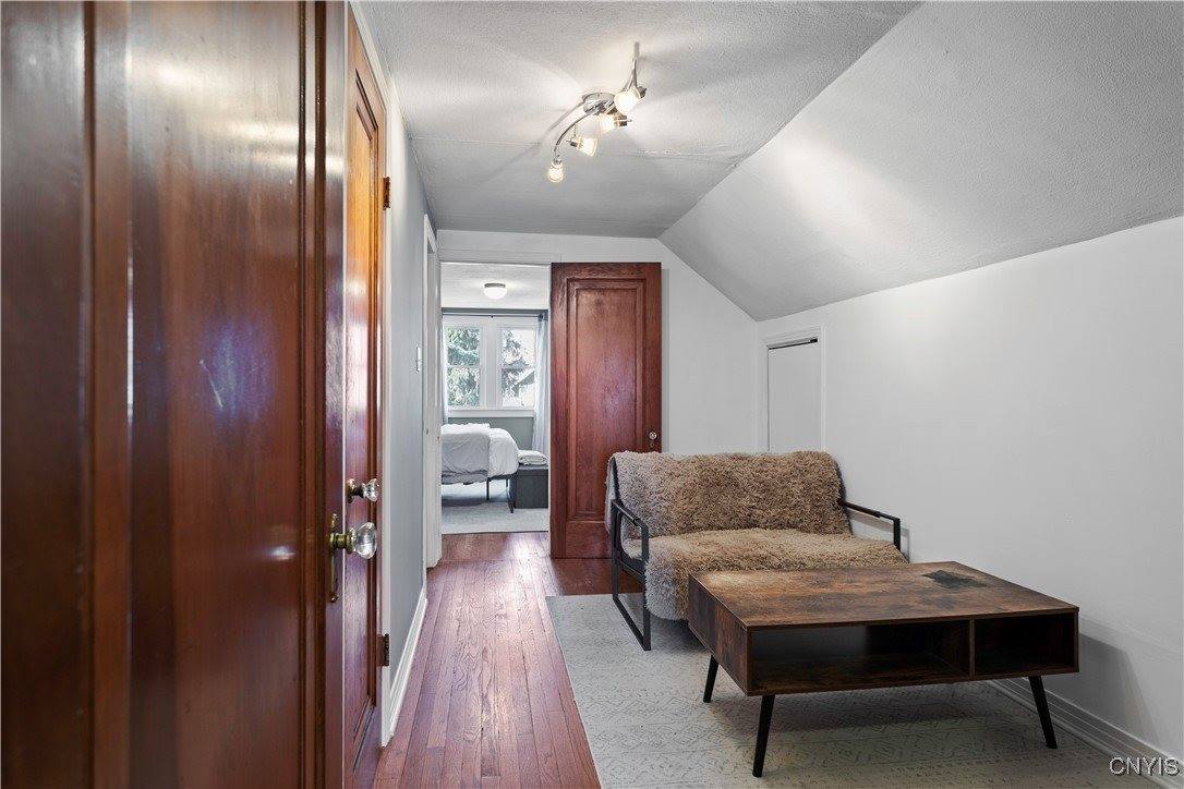 140 Homecroft Road, Syracuse, NY 13206