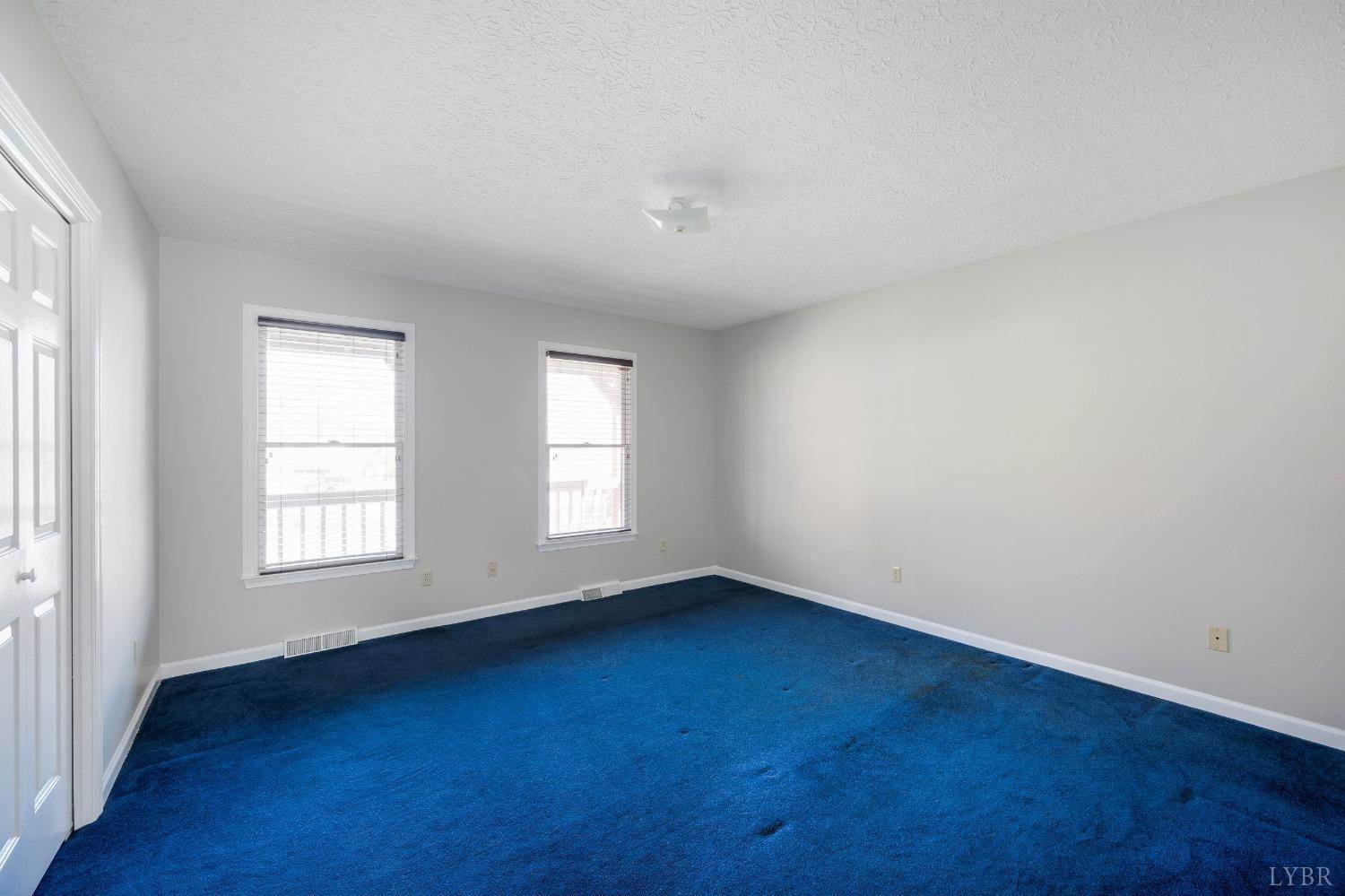 121 Laurel Lane, Lynchburg, VA 24502