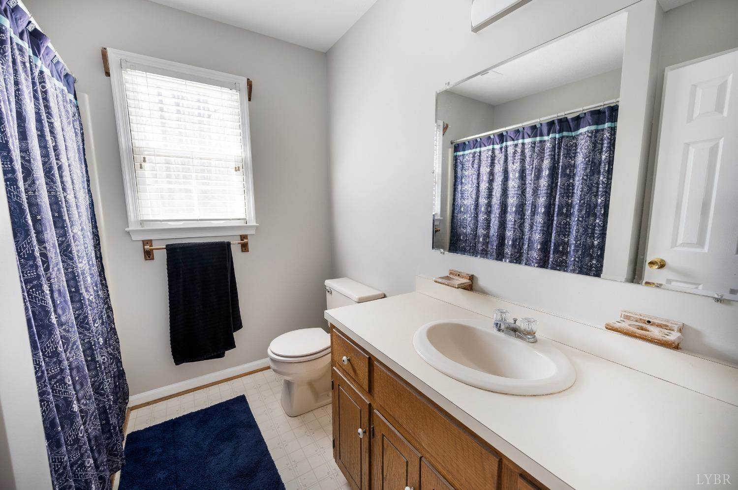 121 Laurel Lane, Lynchburg, VA 24502