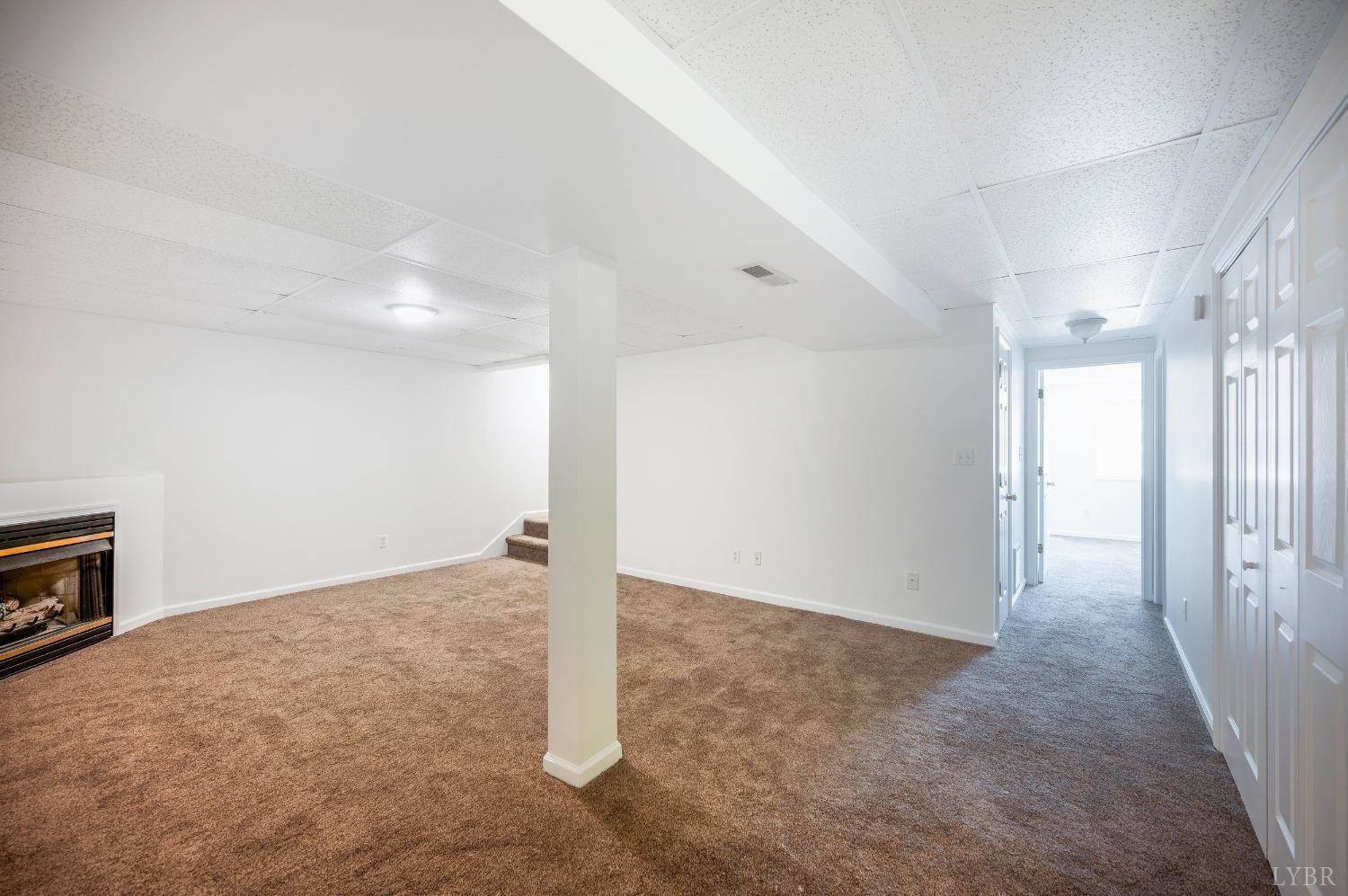 121 Laurel Lane, Lynchburg, VA 24502