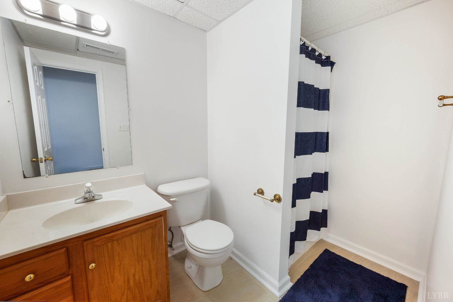 121 Laurel Lane, Lynchburg, VA 24502