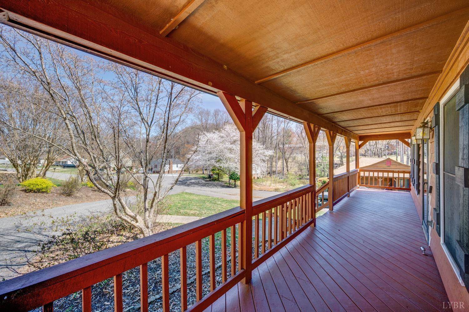 121 Laurel Lane, Lynchburg, VA 24502