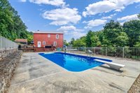 121 Laurel Lane, Lynchburg, VA 24502