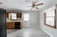 121 Laurel Lane, Lynchburg, VA 24502