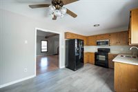 121 Laurel Lane, Lynchburg, VA 24502