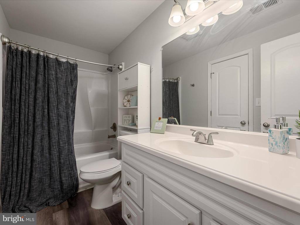 350 Evergreen Lane, Bluemont, VA 20135