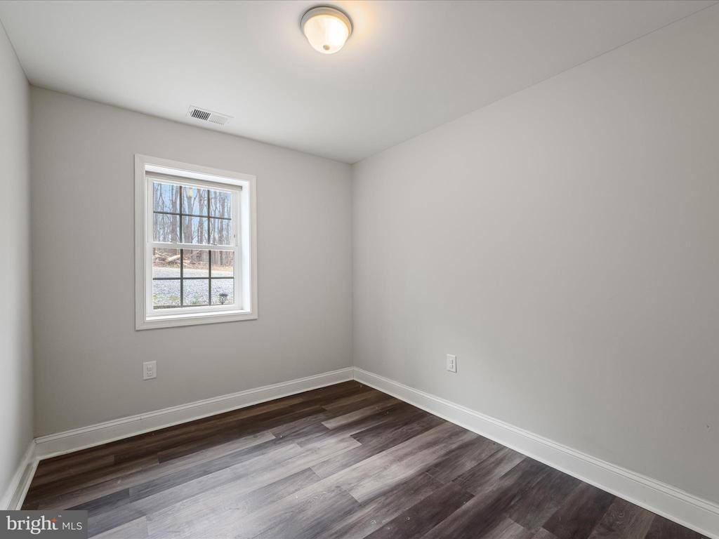 350 Evergreen Lane, Bluemont, VA 20135