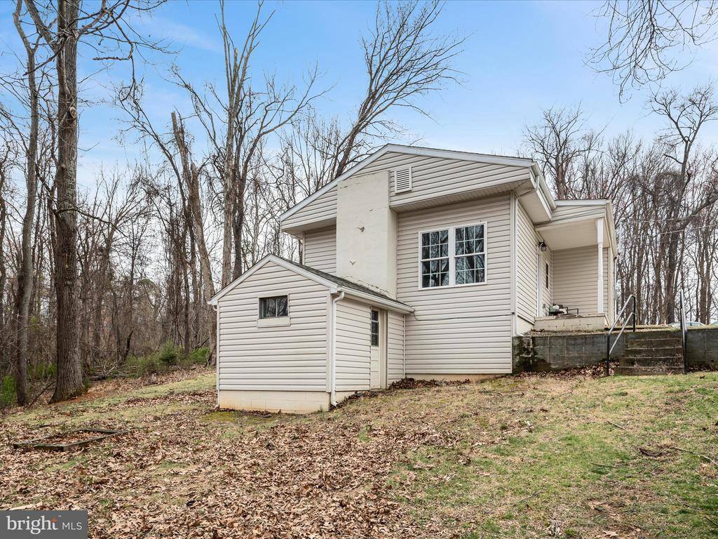 350 Evergreen Lane, Bluemont, VA 20135