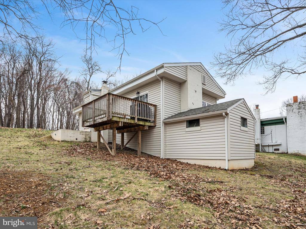 350 Evergreen Lane, Bluemont, VA 20135