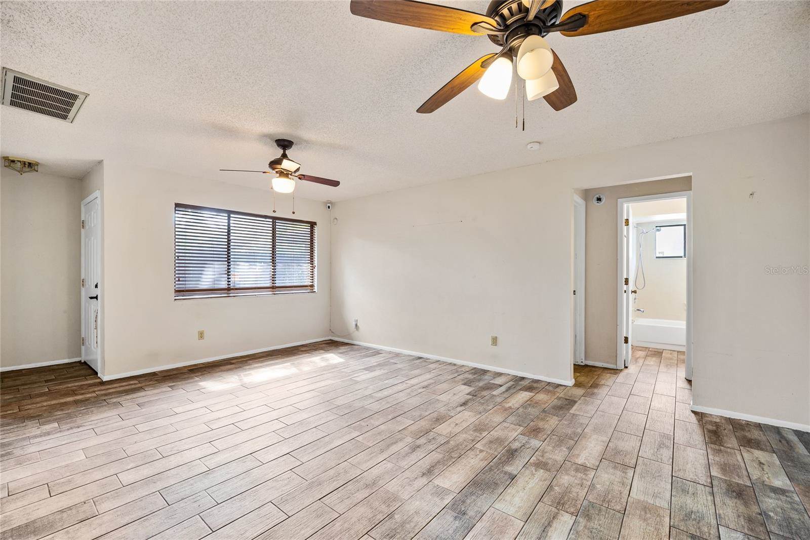 8460 60TH Street North, #601, Pinellas Park, FL 33781