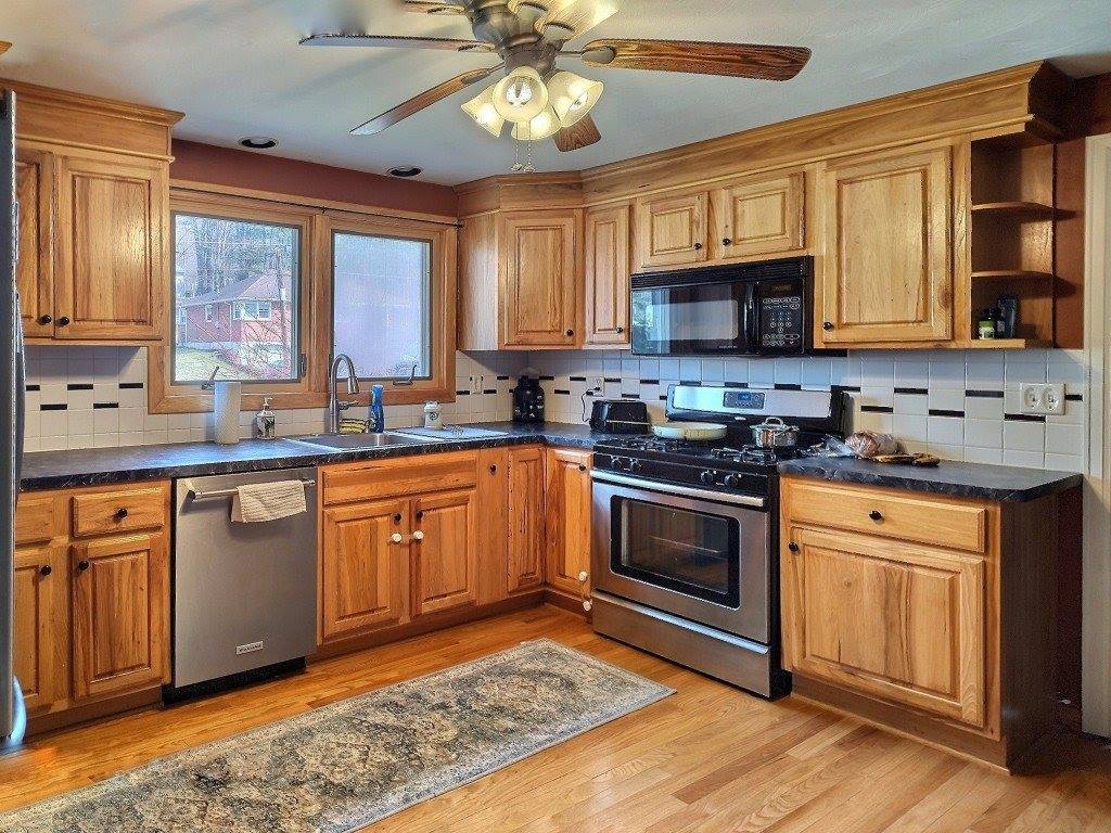 720 Delano Avenue, Vestal, NY 13850
