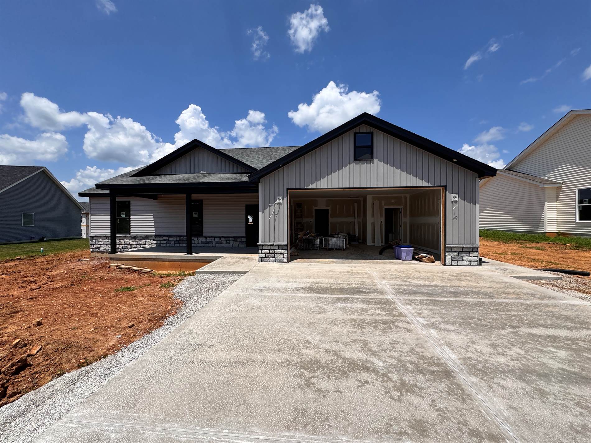 58 Robert Allen Ln, Brandenburg, KY 40108