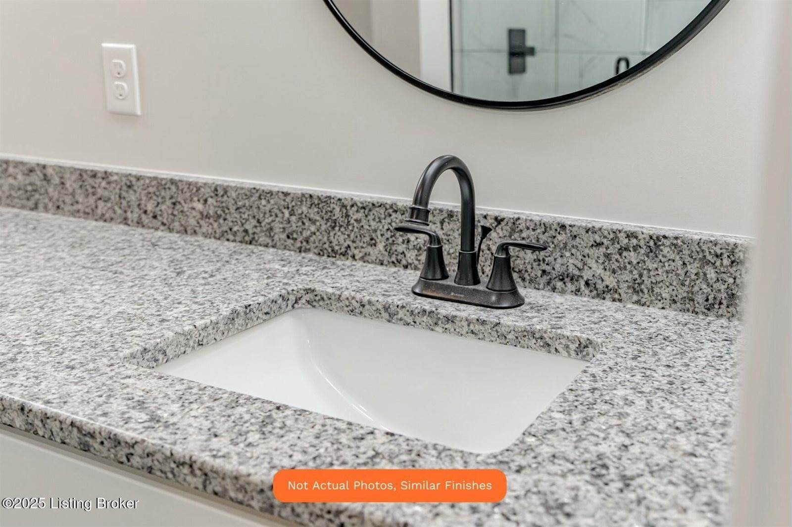 58 Robert Allen Ln, Brandenburg, KY 40108