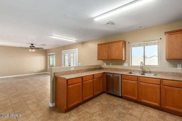 970 East Christopher Street, San Tan Valley, AZ 85140