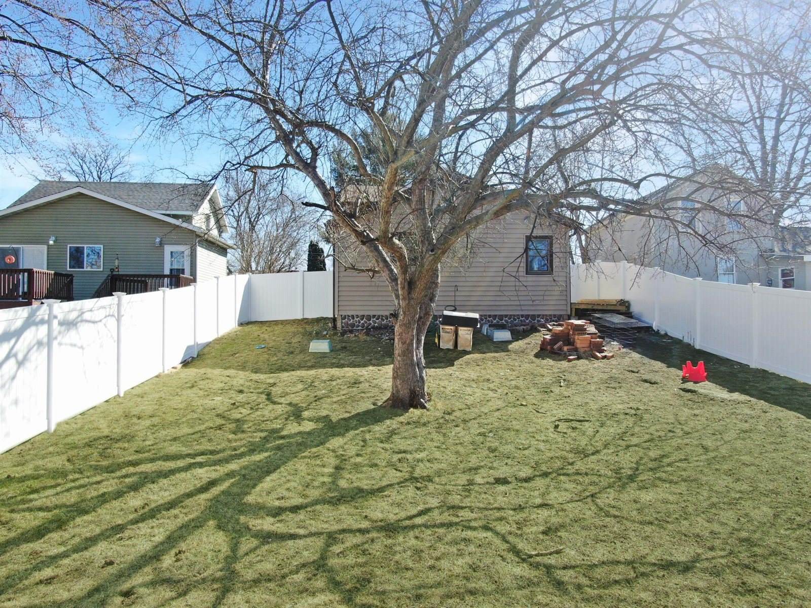 219 Glendale Ave, Tomah, WI 54660