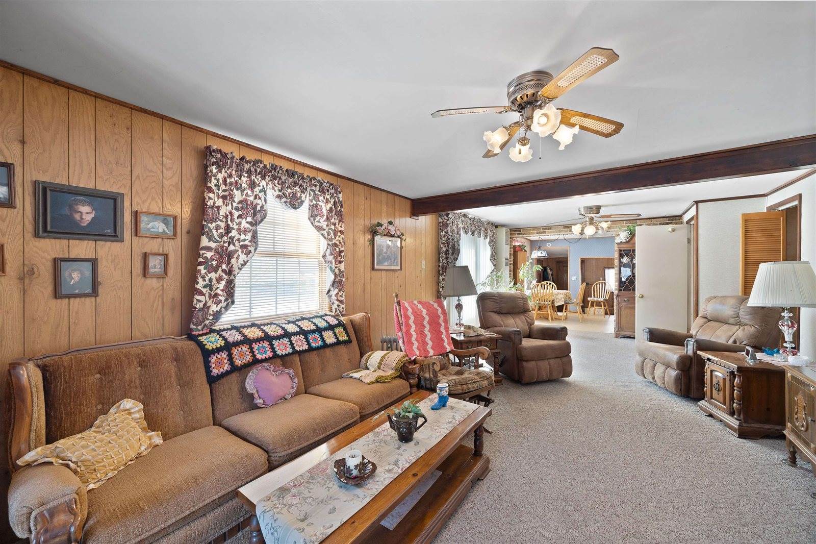 826 High School Street, Almond, WI 54909