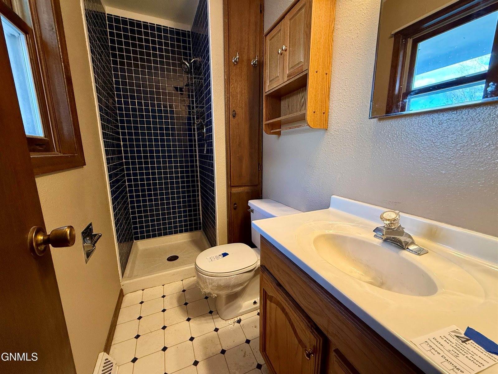 13945 Town & Country N. Court, Williston, ND 58801
