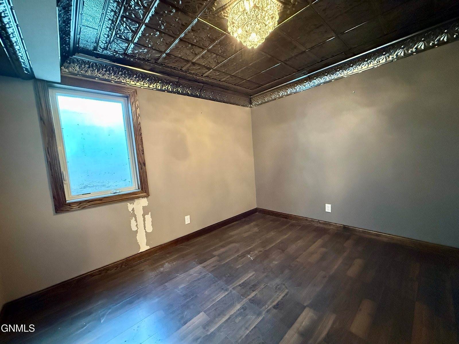 13945 Town & Country N. Court, Williston, ND 58801