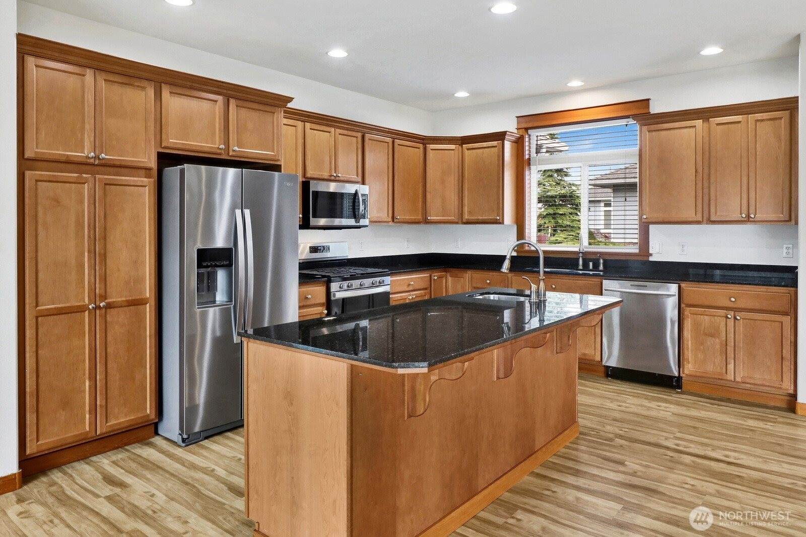 873 East Pole Road, Lynden, WA 98264