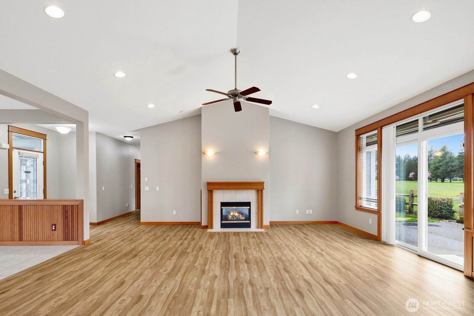 873 East Pole Road, Lynden, WA 98264