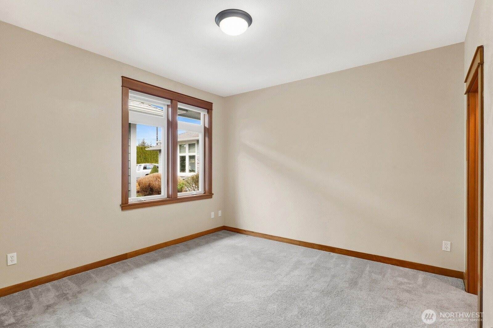 873 East Pole Road, Lynden, WA 98264