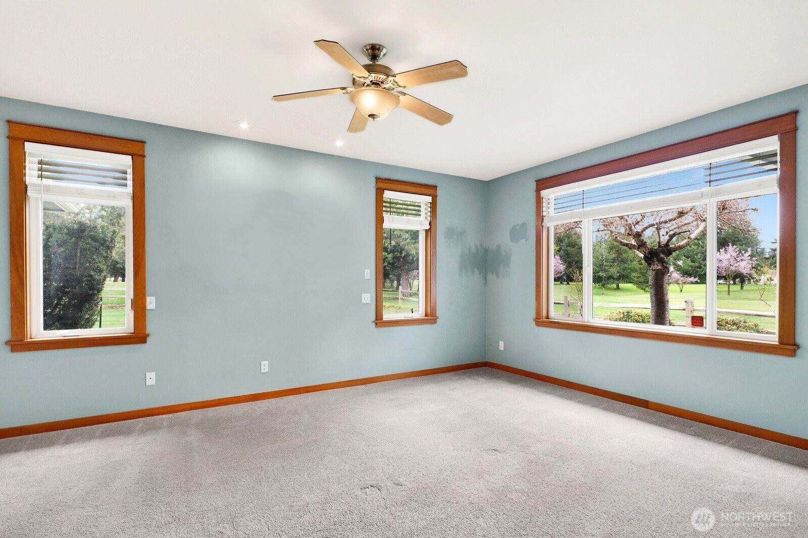 873 East Pole Road, Lynden, WA 98264