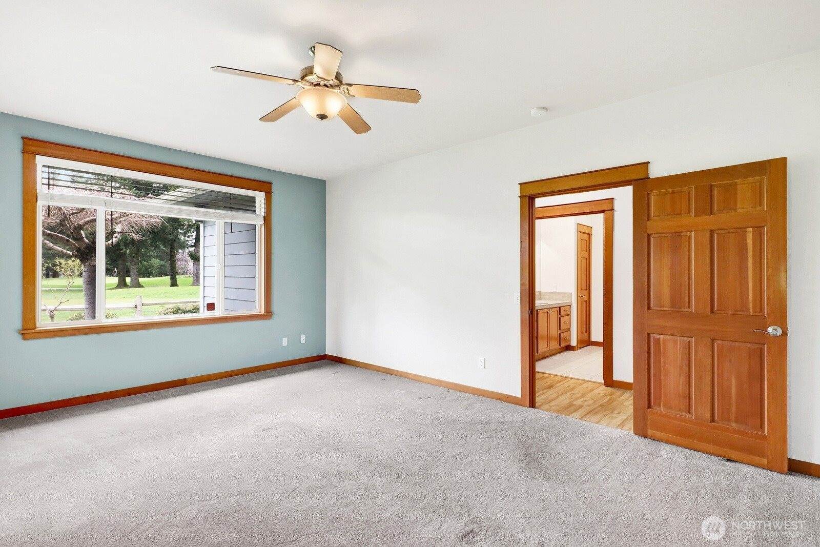 873 East Pole Road, Lynden, WA 98264