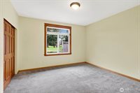 873 East Pole Road, Lynden, WA 98264