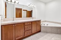 873 East Pole Road, Lynden, WA 98264