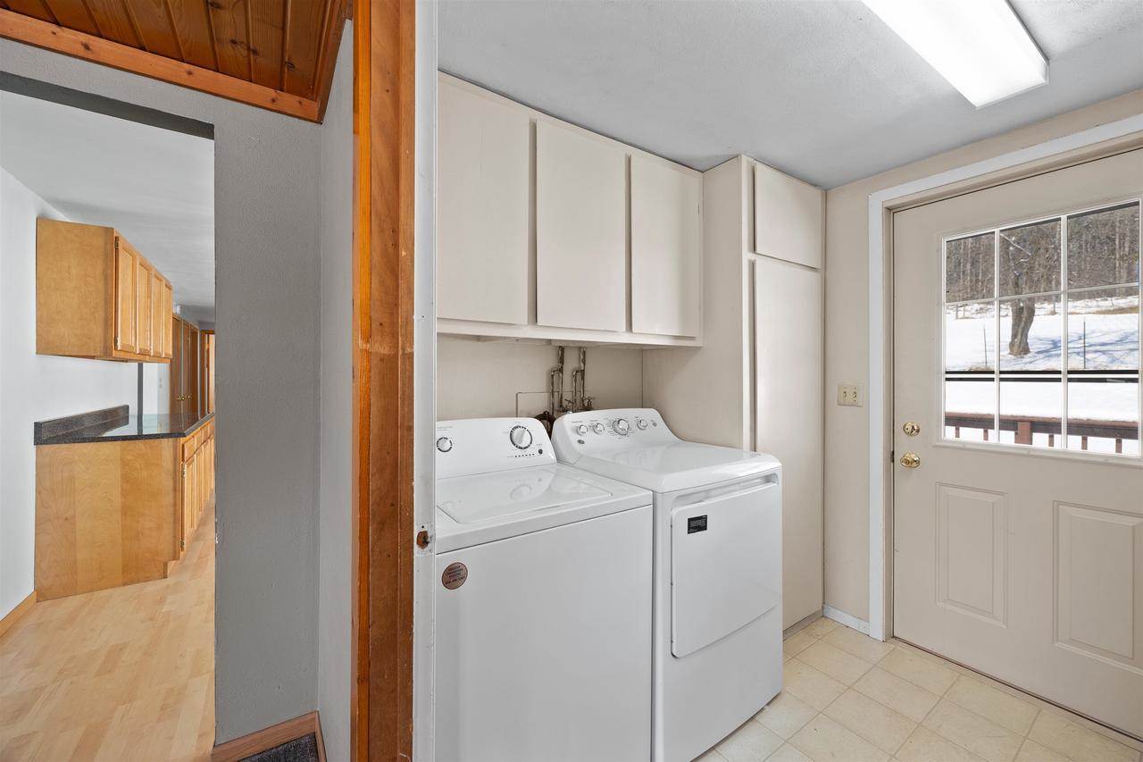 360 W Blaine Street, Iola, WI 54945