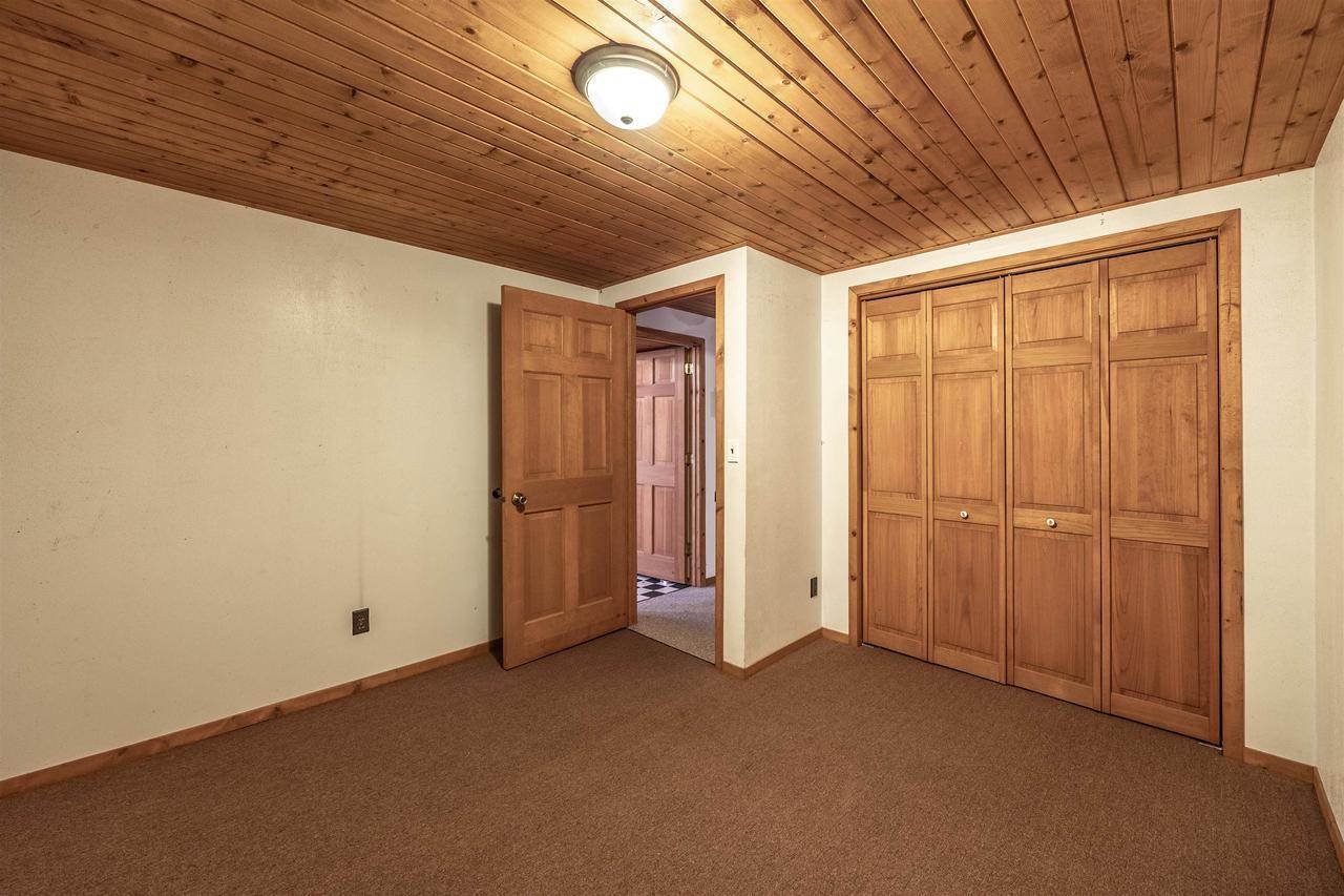 360 W Blaine Street, Iola, WI 54945