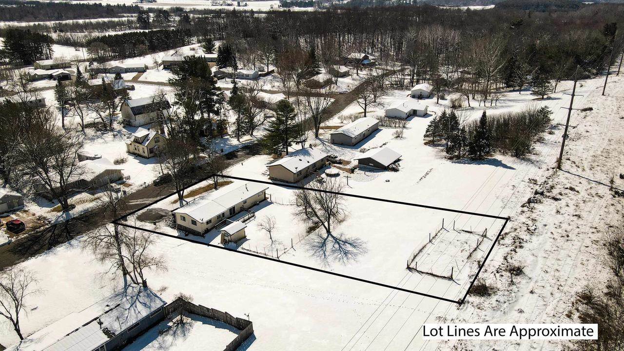 360 W Blaine Street, Iola, WI 54945