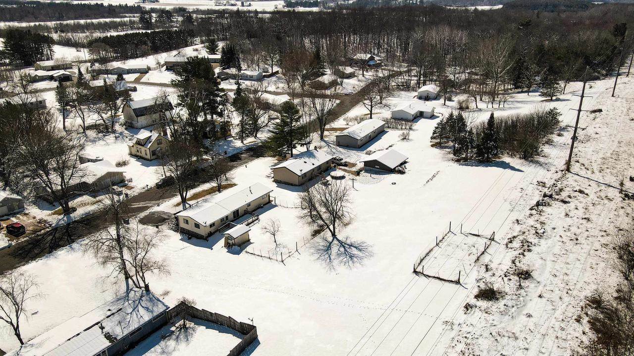 360 W Blaine Street, Iola, WI 54945