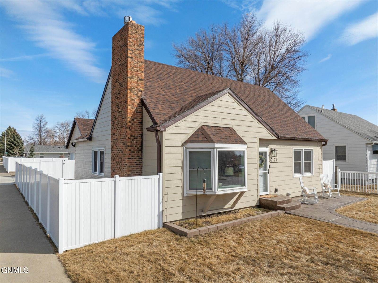 2122 3rd Avenue East, Williston, ND 58801
