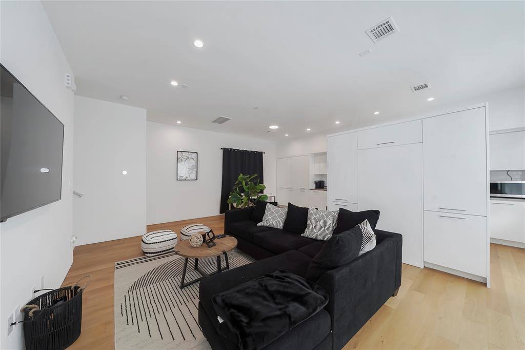 3511 Bell Street, Houston, TX 77003